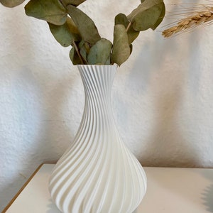 Spiral vase Decorative vase Dried flower Rippled look 3D printing White