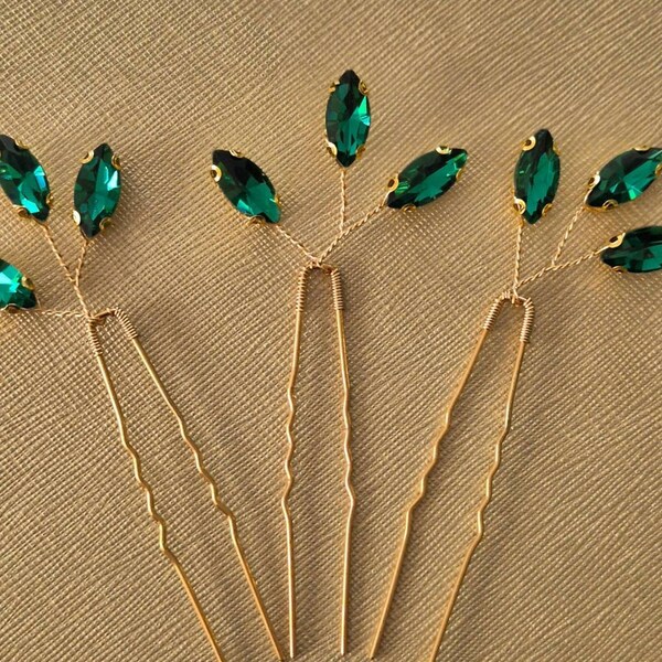 Green Glass Hair Pins, elegant hair pins, gold hair pins, brides' hair pins, wedding hair accessories.