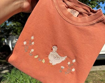 Floral Chicken Pocket Tshirt, Comfort Colors Tee, Embroidered Chicken, Embroidered Tshirt for Spring, Floral Chicken Tee