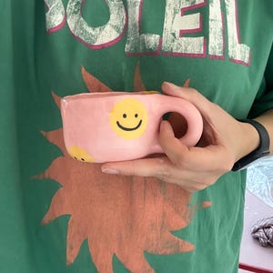 Handmade Smiley Face Pink Ceramic Mug - Hand-Painted Cute Coffee Cup - Unique Aesthetic Pottery Gift - Clay Mug with Cute Yellow Smiles