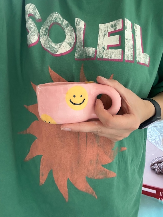 Handmade Pink Ceramic Smiley Face Mug – Aesthetic Pottery Coffee Cup