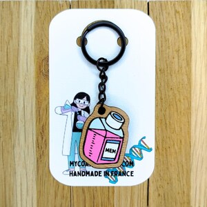 Cell Culture Bottle Handmade Wooden Keychain, Biology Lab Key Chain, Science Key Ring, Biologist Gift, Cell Biology Researcher Gift Idea