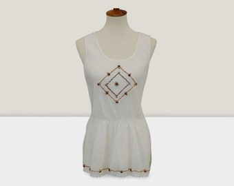 Bill Blass vintage Boho top, cover up Size M crochet, beads, applique, lace cotton