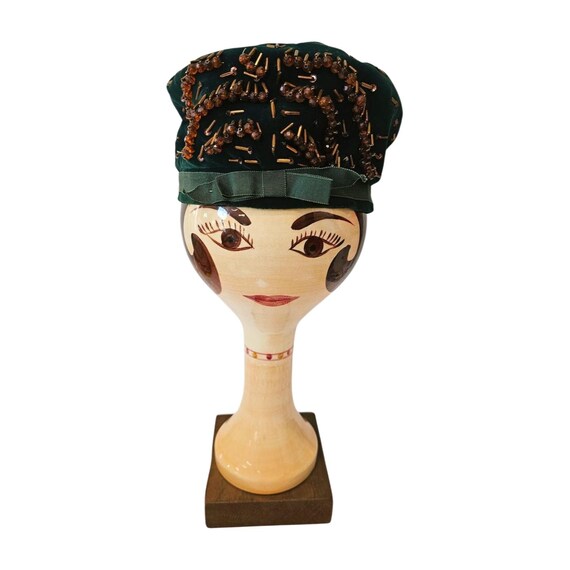 Mr John Empress Green Velvet Beaded Hat 1950s Designer  display picture 3