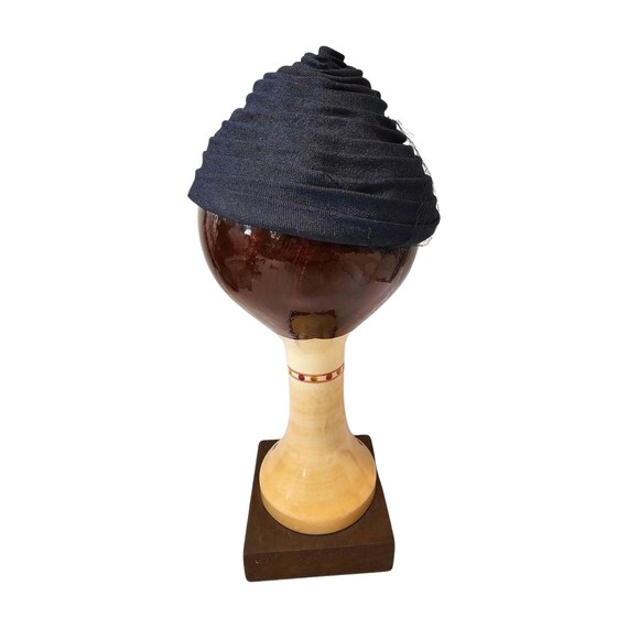 1950s Navy Pleated Pixie Hat with Rhinestone & Ve… - image 5