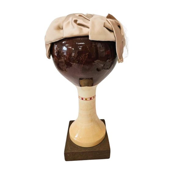 1950s Champagne Satin & Velvet Cocktail Hat with … - image 6