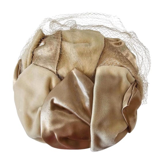 1950s Champagne Satin & Velvet Cocktail Hat with … - image 7