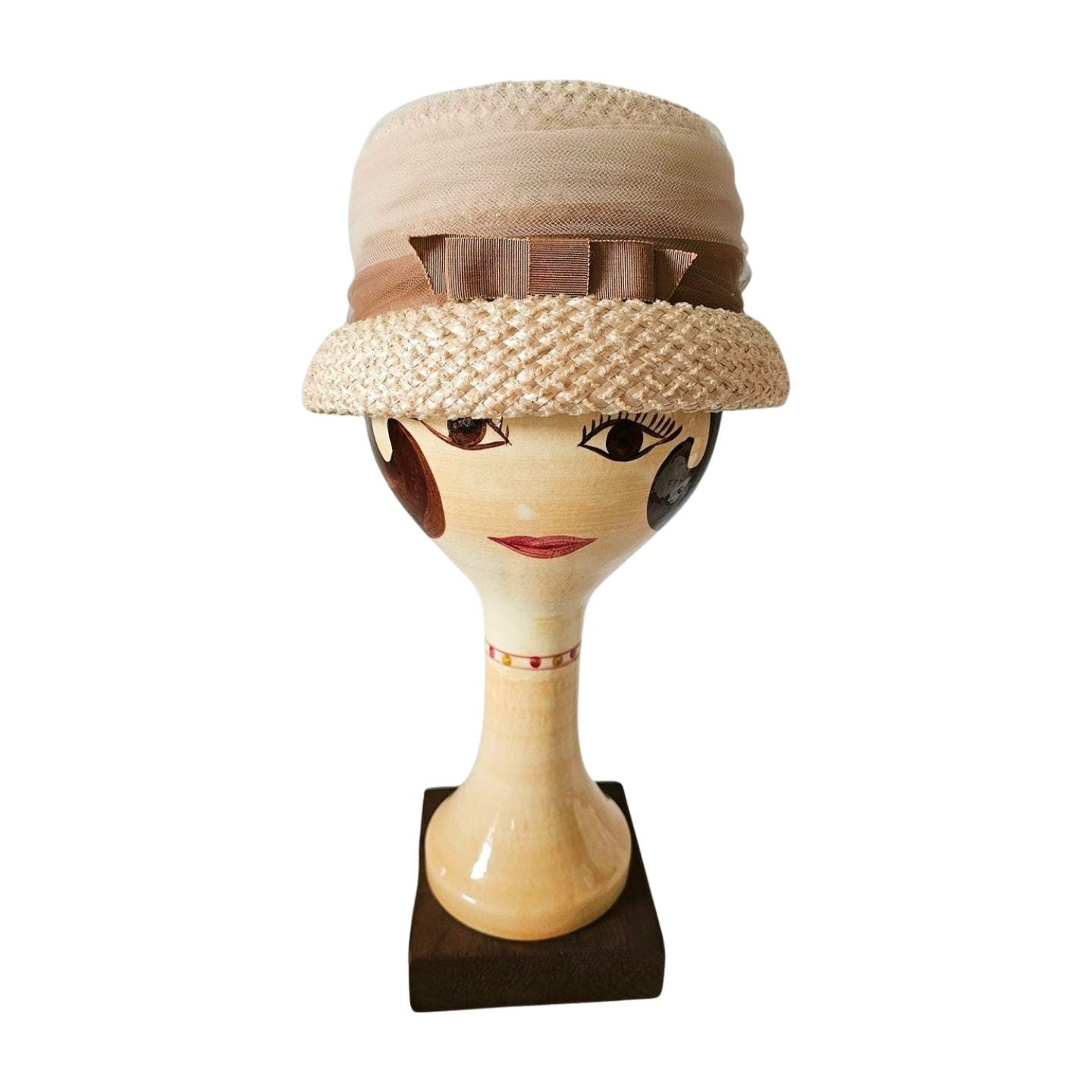 SOPHISTICATED 1950s\' BROWN STRAW HAT + TAFFETA BOW + DOTTED VEIL Vintage 1950s Straw Hat Cloche With Bow and Net Trim - Etsy main image 4