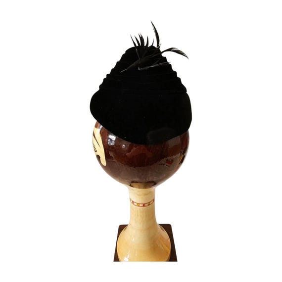 Vintage Sally Victor Hat Black Velvet Beehive & Feather 50s  display picture 2