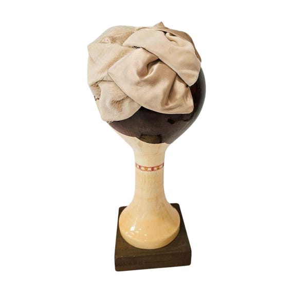 1950s Champagne Satin & Velvet Cocktail Hat with … - image 3