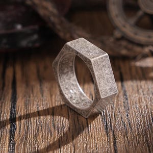 Hexagonal Titanium Ring: Retro Geometric Unisex Jewelry