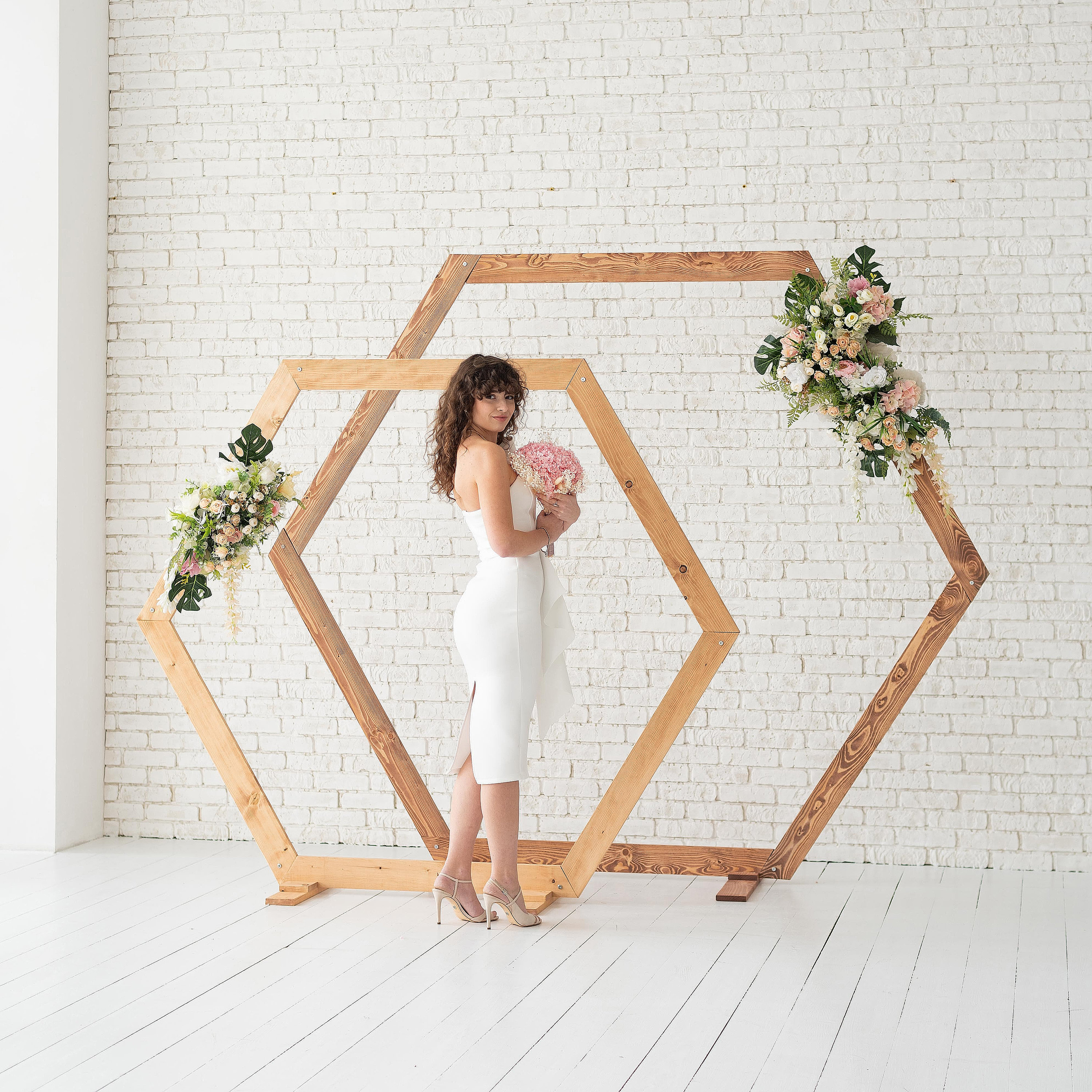 Triangle Wedding Arch, Wedding Arches, Wood Arch Backdrop, Outdoor ...
