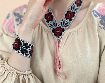 set of beaded jewelry, gerdan and bracelet in Ukrainian style,gift for woman,stylish decoration,handmade