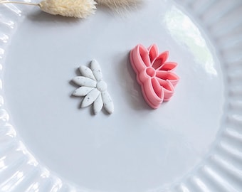 Tagliapasta per argilla polimerica a mezza margherita, tagliapasta per argilla in rilievo, tagliapasta per argilla polimerica dettagliata, tagliapasta per argilla a forma di fiore, strumenti per argilla, forniture per la creazione di gioielli