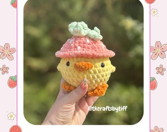 Crochet Ducks with Hats {PHYSICAL ITEM}