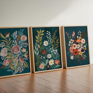 Midcentury Retro Boho Flowers Wall Art Set of 3, Classic Bouquet Decor, Artful Floral Botanical Print, Midcentury Modern Livingroom Posters