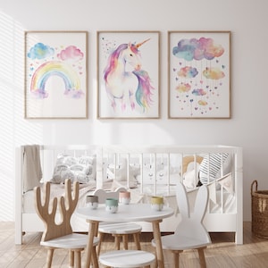 Lot de 3 oeuvres d'art murales licorne arc-en-ciel pour chambre d'enfant, décoration de chambre de fille, jolies impressions de salle de jeux, affiches arc-en-ciel pastel et coeurs, oeuvre d'art colorée pour chambre d'enfants