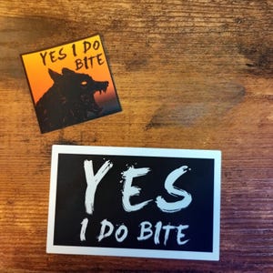 YES I DO BITE Set di adesivi - Bad Boy / Adesivi decorativi per laptop, diari, regali e altro / Vinile impermeabile e resistente