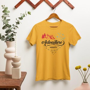 Camping T-Shirt | Abenteuer Shirt | Camping Hemden | Berg TShirt | Wanderer TShirts | Natur-Liebhaber-Shirt | Camping Geschenk | Draußen Shirt