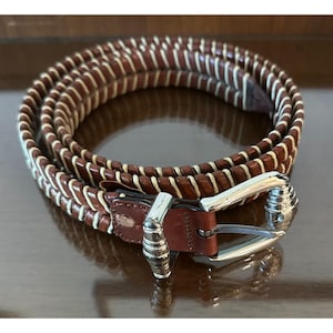 Cinturón vintage TOMMY BAHAMA de cuero marrón trenzado y cuerda, talla 44, fabricado en España. imagen 3