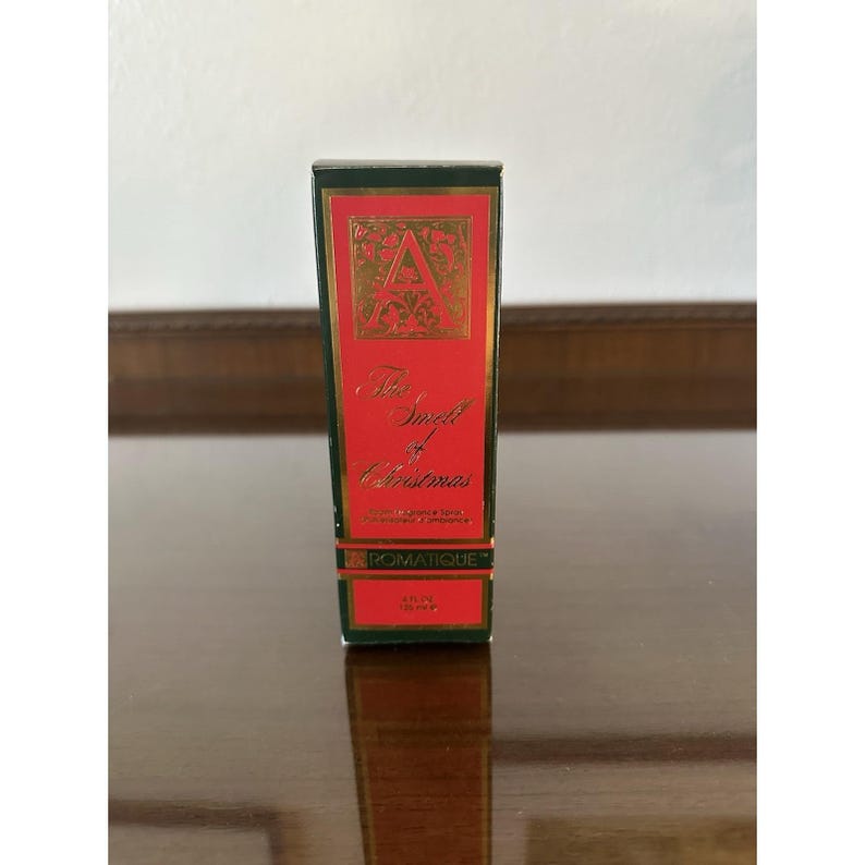 Aromatique The Smell Of Christmas 4 fl Oz Room Fragrance Spray NEW image 1