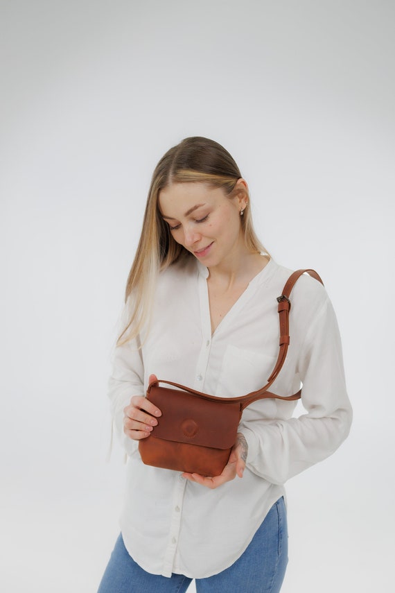 Mini leather handbag, Leather crossbody bag, Crossbody Cell Phone Bag in 9 colors, Leather Purse for Women, Minimalist Cross Body Bag Gift
