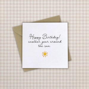 Otro año alrededor del sol - Tarjeta de cumpleaños / Tarjeta de cumpleaños divertida / Tarjeta de cumpleaños de humor oscuro