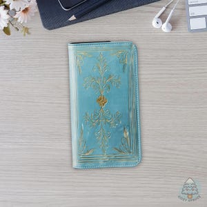 Funda para teléfono con libro de hechizos Grimoire: funda de cuero vegano vintage con efecto dorado, funda para iPhone y Samsung con estética de bruja mágica