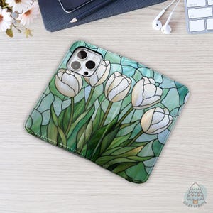 Étui de téléphone portefeuille effet vitrail tulipe - Étui folio en cuir végétalien esthétique floral printanier, cadeau mignon pour iPhone 16 Samsung S25 P27