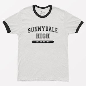 Camiseta Sunnydale High Ringer - Camiseta Sunnydale High / Top universitário / Camiseta universitária / Camiseta da moda / Ringer