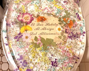 Personalized Resin Toilet Seat: Dried Flowers and Custom Scripture