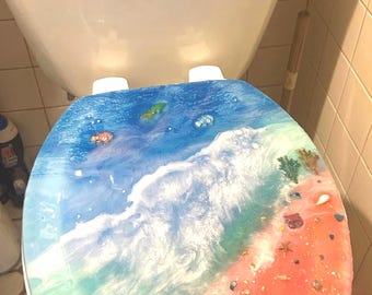 Resin Marine Life Wooden Toilet Seat: Seashells & Glitter - Elongated