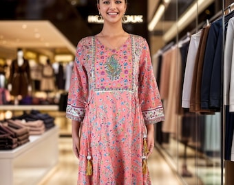Ellie Tahari Pink Floral Gown - Etsy