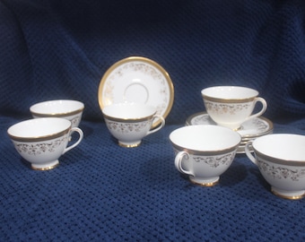6 filiżanek i spodków Royal Doulton Belmont ze złotą inkrustacją