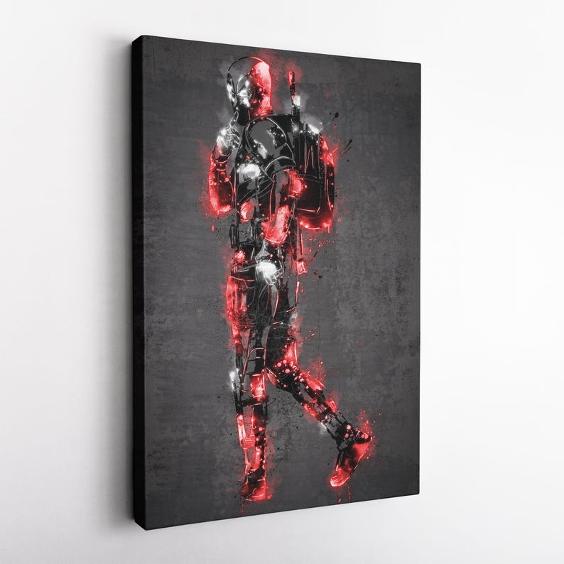 K&ouml;nnte beinhalten: Leinwanddruck mit einer stilisierten Illustration einer Figur in einem schwarz-roten Anzug, mit Rucksack und Waffe. Das Kunstwerk hat einen dunkelgrauen Hintergrund mit roten und wei&szlig;en Akzenten, was eine dynamische und energiegeladene Optik erzeugt.