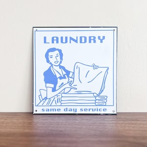 Retro Laundry Room Sign – Vintage Metal Wall Decor – Same Day Service – Mid Century Laundry Art – Farmhouse Utility Room Wall Accent