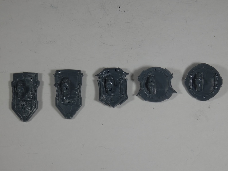 Rear View of Standard (Right Hand) Grip Selection