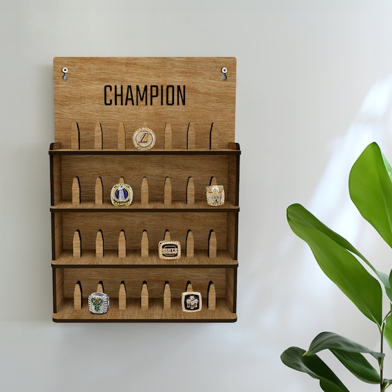 Vetrina Porta-Anelli Da Campionato In Legno Massello - Espositore Per 6 Anelli, Con Cornice Per Foto 10x15 Cm E Vetro Antiraggio UV, Baseball, Basket, Regalo Per Sportivi