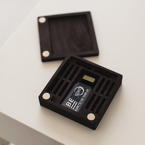 Titular de la tarjeta DiM, estuche de tarjeta DiM, tarjeta DiM personalizada, estuche de pulsera Vital, pulsera Vital personalizada, titular de tarjeta de videojuego, estuche de tarjeta de videojuego