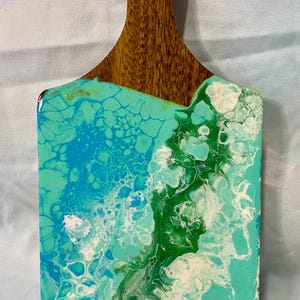 Decorative fluid art wood board