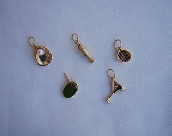 Dijes de oro macizo de 14k: ostra, sardina, granada, aceituna, copa de martini