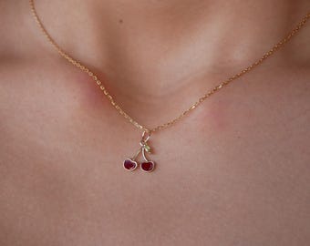 Charm de cereza de oro macizo de 14 k