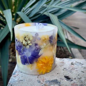 Botanical Soy Wax Candle: Kashmir Scent, Dried Flowers