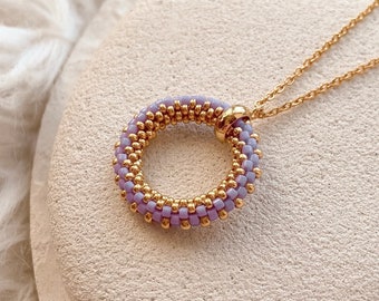 Collar con colgante de cuentas de semillas de color lila Gargantilla de cuentas boho de estética lavanda Collar de cuentas único hecho a mano como regalo de Navidad para hija