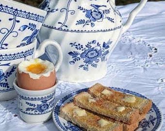 Johnson Brothers Indies Englisches Teeservice • 2 Tassen, Teekanne, Milchkännchen & Eierbecher • Blau und Weiß • Hergestellt in England