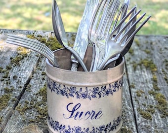 Pot à sucre ancien grès de Saint Uze – Pot couverts vintage bleu et blanc – Boite à tout cuisine campagne chic – Grès cérame 1900