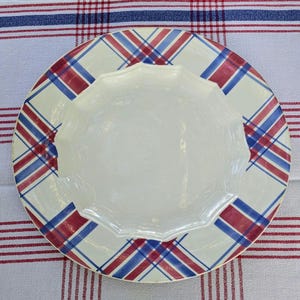 Assiette Ronde Vintage – Décor Torchon écossais Vert/gris/blanc – Céramique