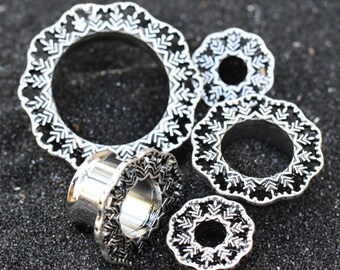 316L Stainless Steel Vintage Leaf Filigree Double Flare Tunnel Plug