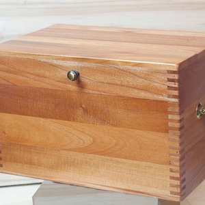 Cedar Wooden Box | Cedar Keepsake Box | Wooden Trinket Box | Cedar Box