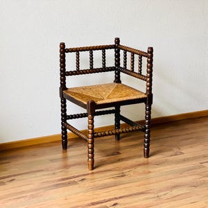 Vintage Wooden Dutch Corner Chair with Rush Seat, Bobbin Chair, Farmhouse Decor, Cottage Decor